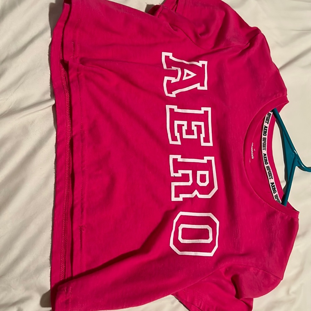 Pink aeropostale crop top